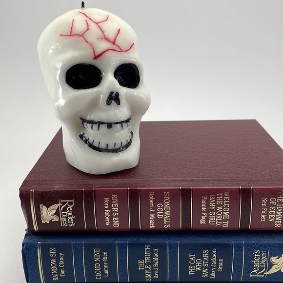 Halloween Skull Blood Wax Candle - Picture 9 of 10